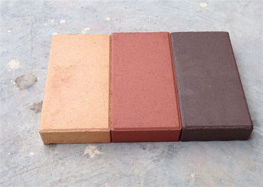 Pavimento del paesaggio che pavimenta argilla modellata che pavimenta mattone con differenti colori
